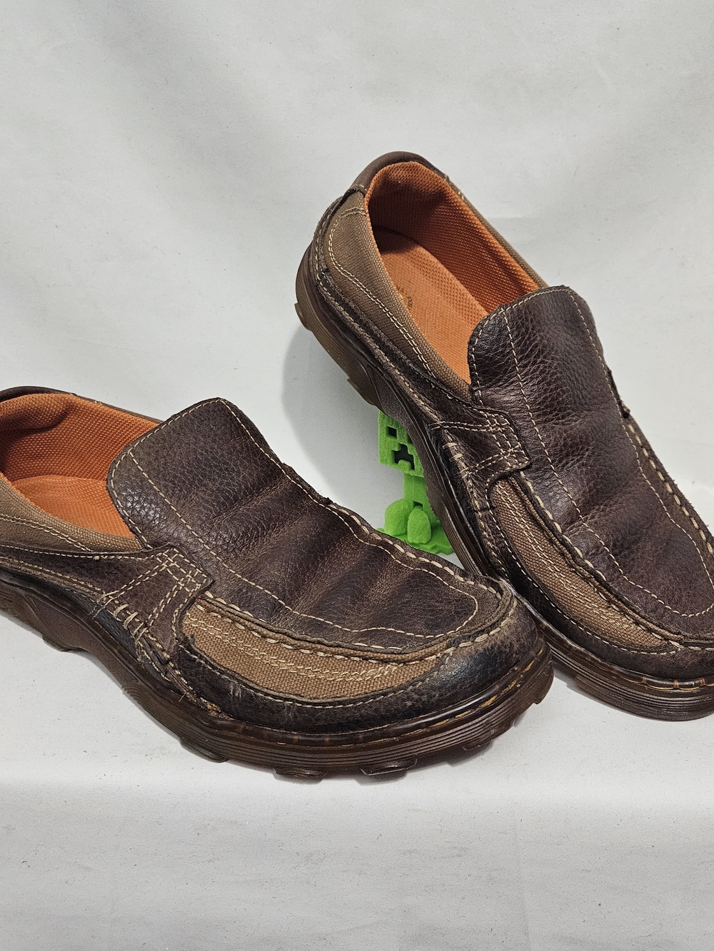 Doc Dr. Martens Montclair Shoes Mens 10 Brown Leather Slip On Loafer DF01M AW004